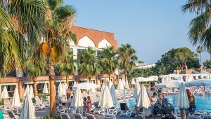 Czy wakacje bez plażowania mają sens? Polacy są mocno podzieleni