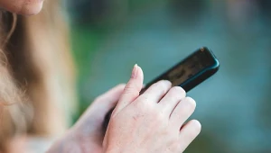 Zakaz telefonów w szkołach i przedszkolach. Jest decyzja prezydenta