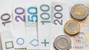 Masz taki banknot w portfelu? W sklepie mogą odmówić jego przyjęcia
