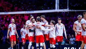 Polscy siatkarze świętujący zwycięstwo w Lidze Narodów