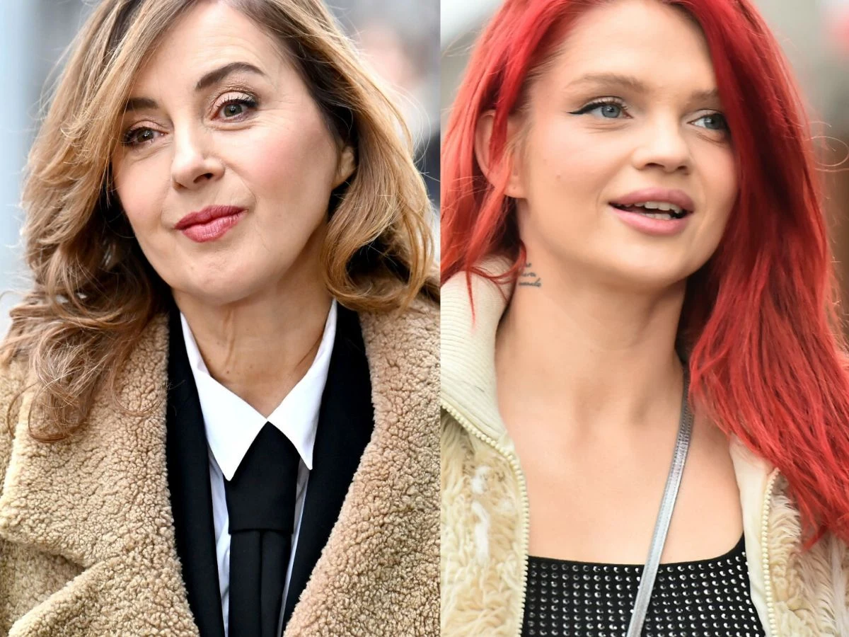 Edyta Bartosiewicz i Margaret Margaret i Edyta Bartosiewicz stojące obok siebie. Kobiety mają na sobie płaszcze, w tle widoczne elementy otoczenia.