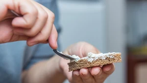 W czasie odchudzania to idealna opcja. Wybieraj zamiast masła