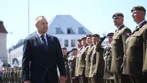 Prezydent spraw prawicy i swojej kariery. Rok Karola Nawrockiego