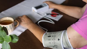 Komu przysługują pieniądze za nadciśnienie? Jak wnioskować o wsparcie?
