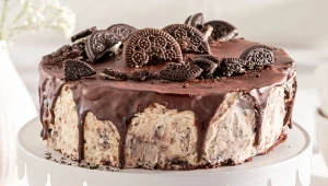 Imponujący tort Oreo możesz zrobić samemu w domu