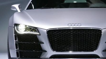 Oddał luksusowe Audi za 437 kart Pokemon. Twierdzi, że zrobił dobry interes