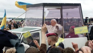Do wizyty apostolskiej Jana Pawła II w Ukrainie doszło w 2001 roku