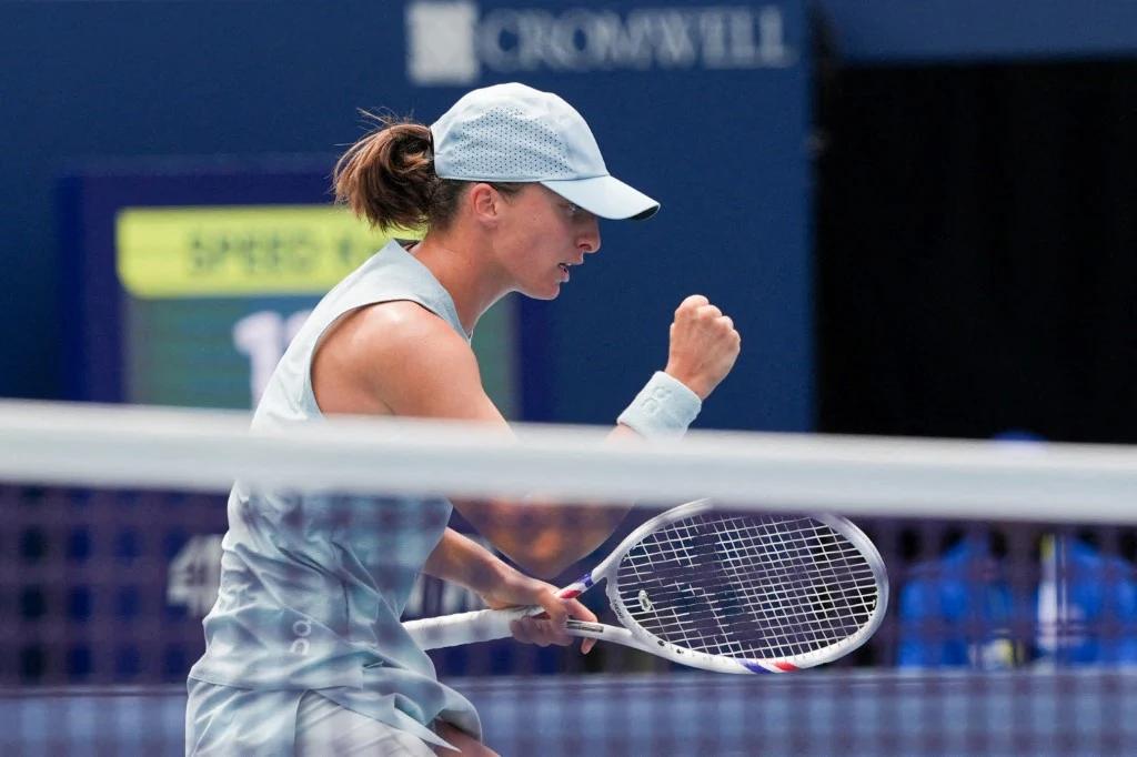 Iga Świątek awansowała do ćwierćfinału WTA 1000 w Toronto article cover