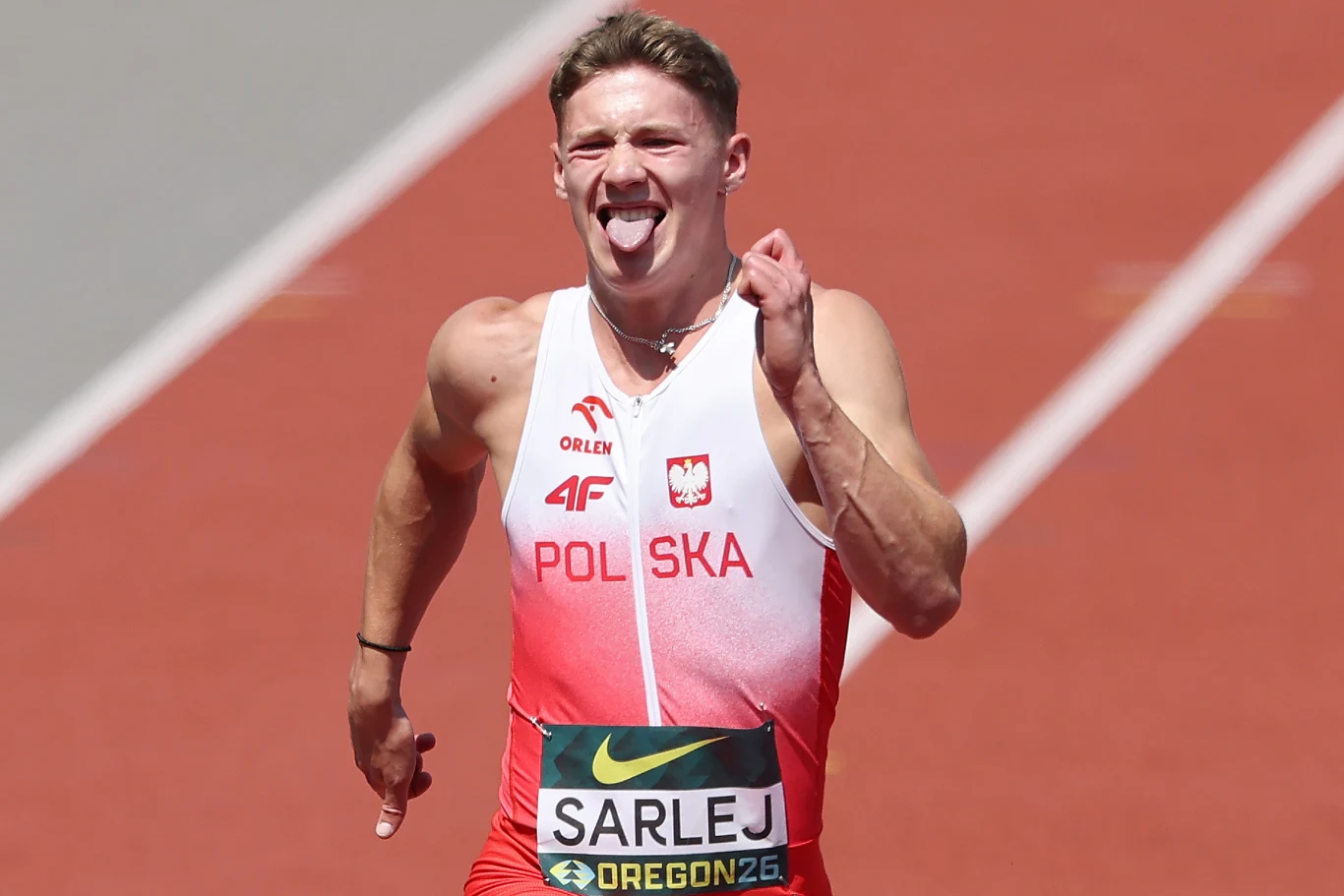 Jakub Sarlej, jeden z bohaterów polskiej sztafety mieszanej 4x100 metrów article cover