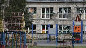 Coraz mniej dzieci w przedszkolach, niektóre placówki muszą się zamykać