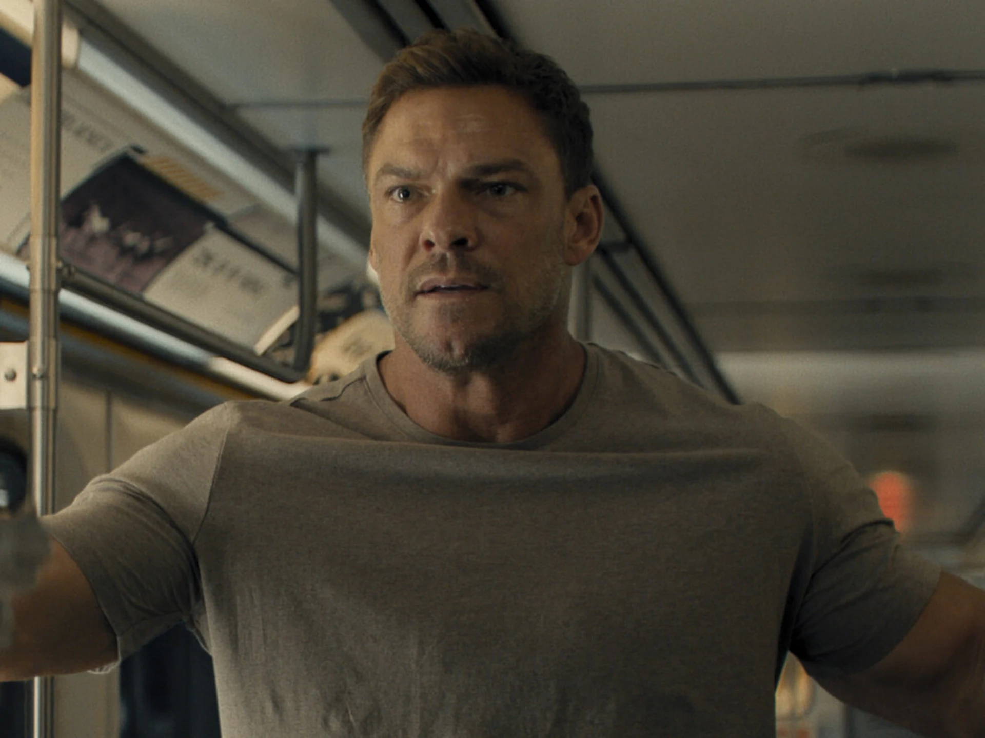 Alan Ritchson w czwartym sezonie serialu "Reacher"