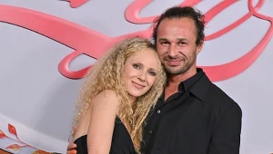  Juno Temple i Michał Szymański