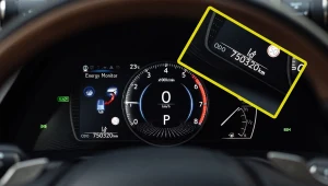 Lexus przejechał ponad 750 tys. km po polskich drogach. Lista napraw zaskakuje
