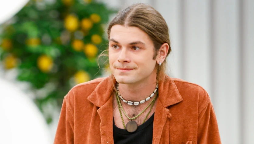 Kacper Opiela w "halo tu polsat"