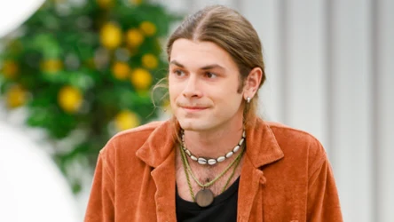 Kacper Opiela w "halo tu polsat"
