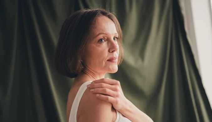 Jak zmienia się skóra po menopauzie? Pięć rzeczy, które warto wiedzieć