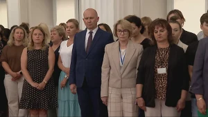 Minuta ciszy w urzędzie wojewódzkim 