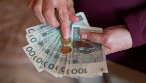 Ile wyniesie czternastka i kiedy ZUS ją wypłaci? 