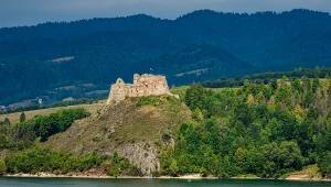 Zamek w Czorsztynie jest świetnym punktem widokowym