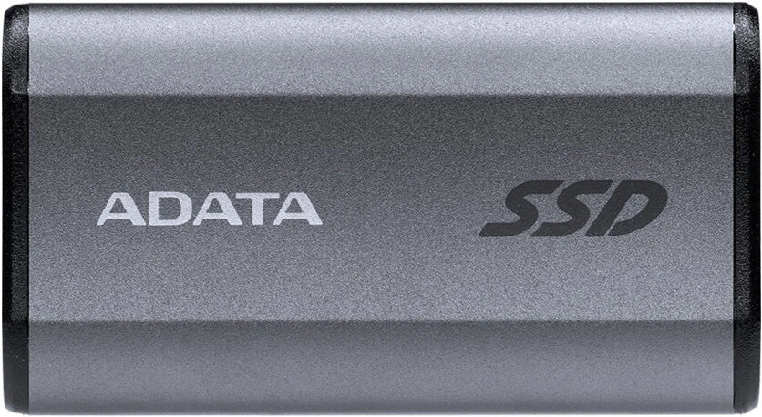 Dysk SSD ADATA SC610 za 189 zł Przenośny dysk SSD marki ADATA o kompaktowej, metalicznej obudowie z wyraźnym oznaczeniem producenta i rodzaju nośnika.
