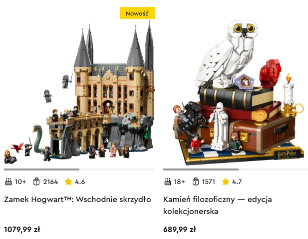 Dwa zestawy klocków LEGO inspirowane serią Harry Potter: z jednej strony szczegółowy model zamku Hogwart z wieżami, smokiem i postaciami czarodziejów, z drugiej strony ozdobna kompozycja z sową Hedwigą, stosami magicznych ksiąg i artefaktami, w tym Kam...