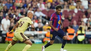 Szczęsny "zesłany" na ławkę. Camp Nou zawrzało. FC Barcelona z tytułem