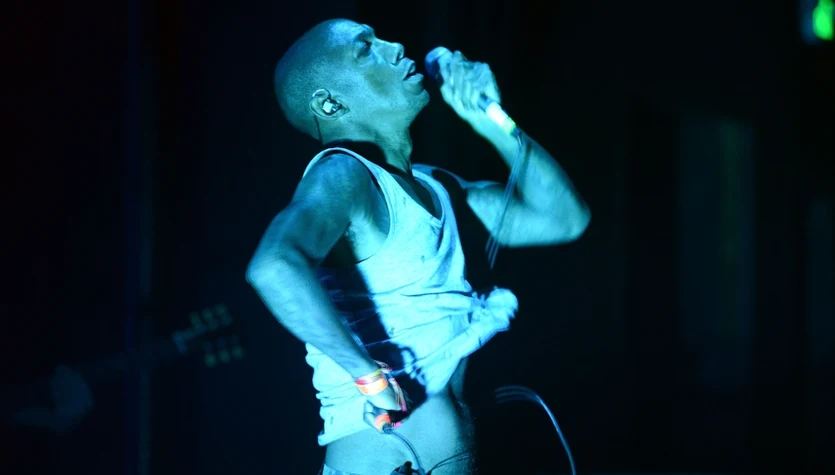 Tricky "Different When It's Silent": Przekuć ból w muzykę [RECENZJA]