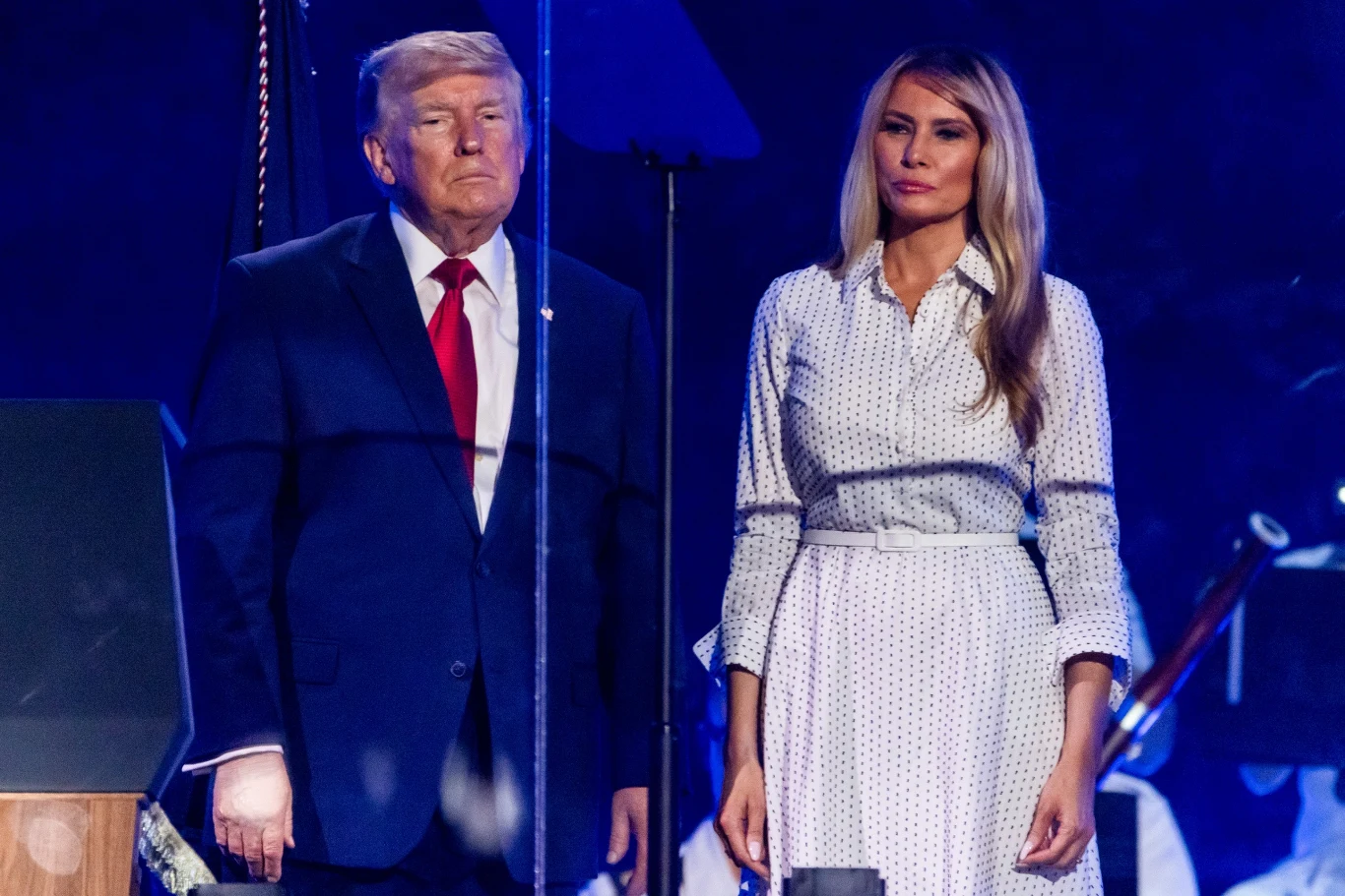 Melania Trump zniknęła na ponad miesiąc z życia publicznego To nie Melania Trump obecnie stoi u boku Donalda Trumpa. Kim jest Natalie Harp?