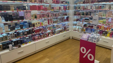 Hebe mocno przeceniło markowe perfumy. Na jednym flakonie można zaoszczędzić aż 150 zł