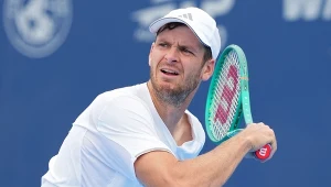 Hurkacz wracał po 4:6 w meczu o ćwierćfinał ATP. O wyniku decydował 3. set
