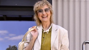 Izabela Kuna udowadnia, że jeansy mogą wyglądać bardzo szykownie. Te stylizacje to świetna inspiracja na jesień