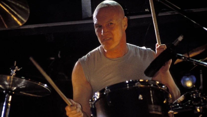 Ponad 60 lat spędził na scenie. Legendarny Chris Slade (ex-AC/DC) kończy karierę
