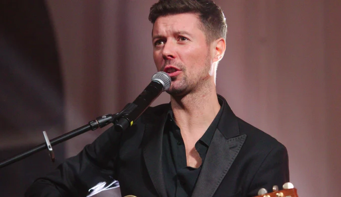 Gitarzysta grupy Pectus niedawno rozwiódł się z Dominiką Gawędą. Teraz pokazał swoją nową miłość