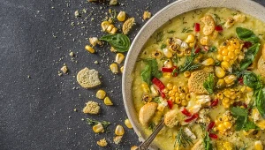 Najlepsze co zjesz z młodej kukurydzy. Pyszny chowder w amerykańskim stylu