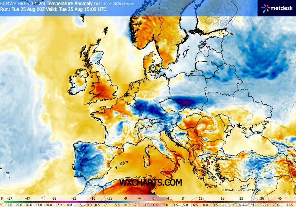 Mapa Europy z zaznaczonymi anomaliami temperatury względem normy, gdzie centralna i południowa część kontynentu wyróżnia się obszarami o wyższych temperaturach, natomiast wschodnia i północna Europa pokryte są strefami chłodniejszymi, oznaczonymi odcie...