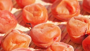 Śliwki umeboshi to jeden z sekretów długowieczności mieszkańców japońskiej Okinawy