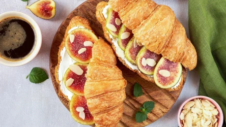 Rogaliki z figami na słodko, to jedno z moich ulubionych śniadań