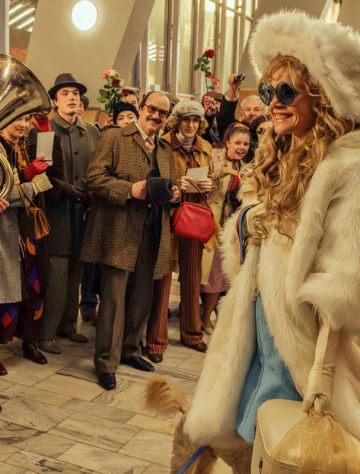 Sandra Drzymalska w scenie z filmu "Violetta Villas"