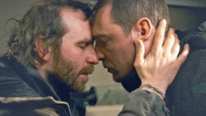 Alexis Manenti i Julian Świeżewski w filmie "Flesh and Fuel"