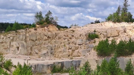 Kamieniołom Babia Dolina na Roztoczu jest jednym z ciekawszych miejsc Roztocza