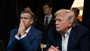 Donald Trump i dyrektor CIA John Ratcliffe podczas monitorowania działań amerykańskich sił zbrojnych w strefie operacyjnej, styczeń 2026 r.