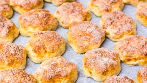 Te bułeczki są wyjątkowo delikatne