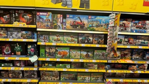 Action zaskoczył ofertą LEGO. Porównałam ceny z oficjalnym sklepem i jest ciekawie