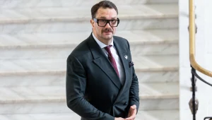Media: Łukasz Mejza stracił prawo jazdy. Poseł reaguje: Bzdura
