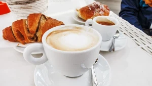 Włosi od razu wiedzą, że to polscy turyści. Zdradza nas jeden poranny nawyk