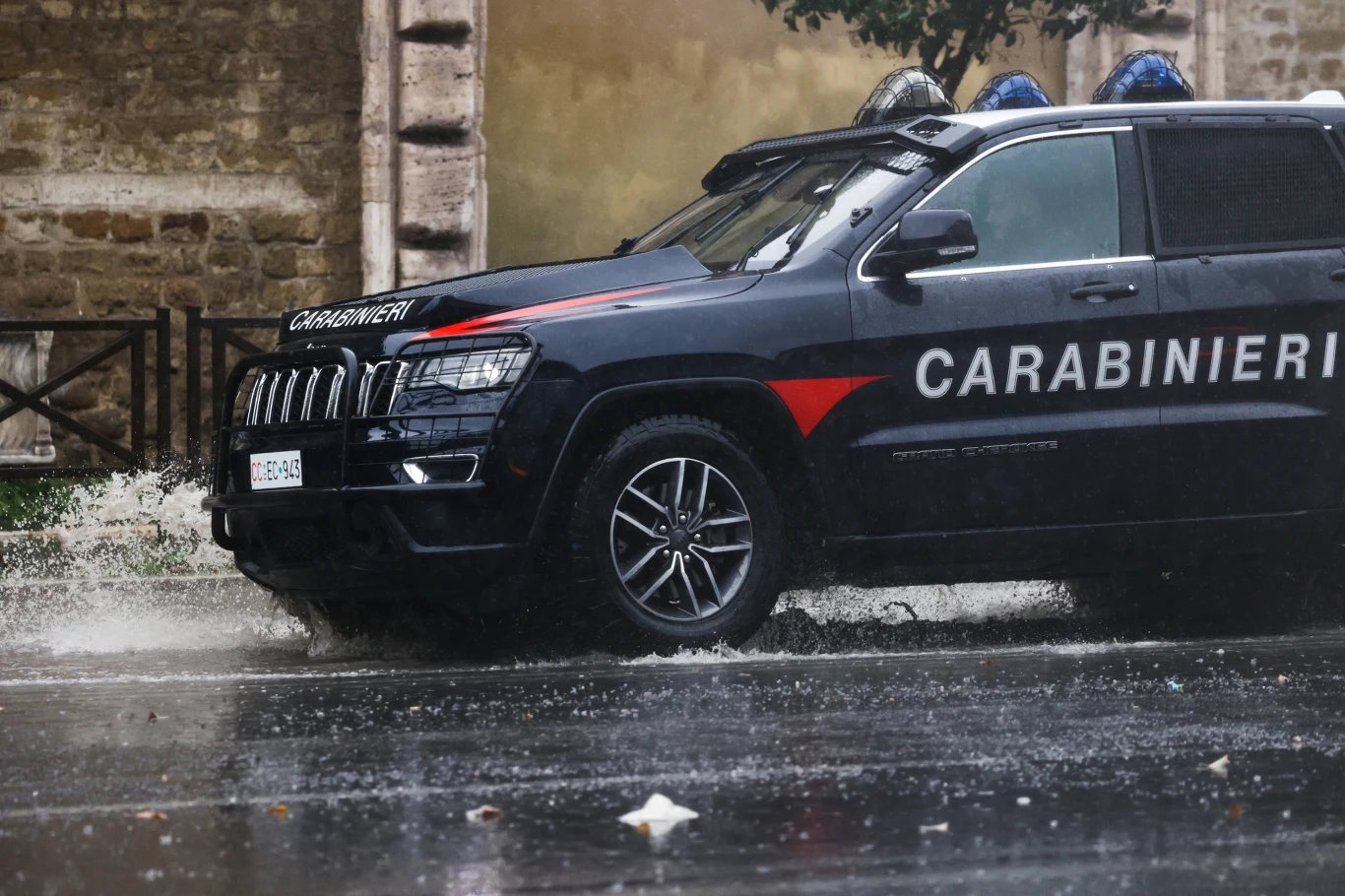 Karabinierzy Policyjny radiowóz włoskich karabinierów.