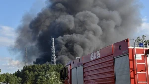 Pożar obok stadionu Widzewa. Co z meczem w PP? Najnowsze informacje