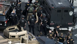 Policja na miejscu strzelaniny w Minneapolis