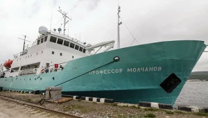 Rosyjski statek badawczy Profesor Mołczanow