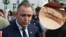 Karol Nawrocki jest przeciwny pokazywaniu patyczków, gdy on przemawia